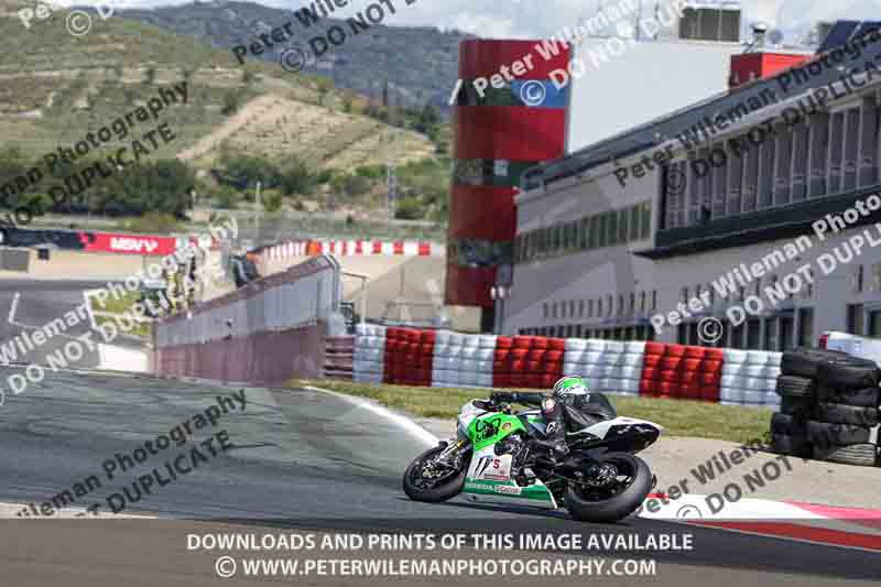 cadwell no limits trackday;cadwell park;cadwell park photographs;cadwell trackday photographs;enduro digital images;event digital images;eventdigitalimages;navarra;no limits trackdays;peter wileman photography;racing digital images;trackday digital images;trackday photos